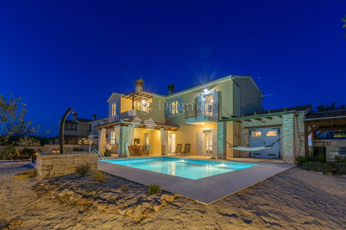 Casa Svetvinčenat, 178m2