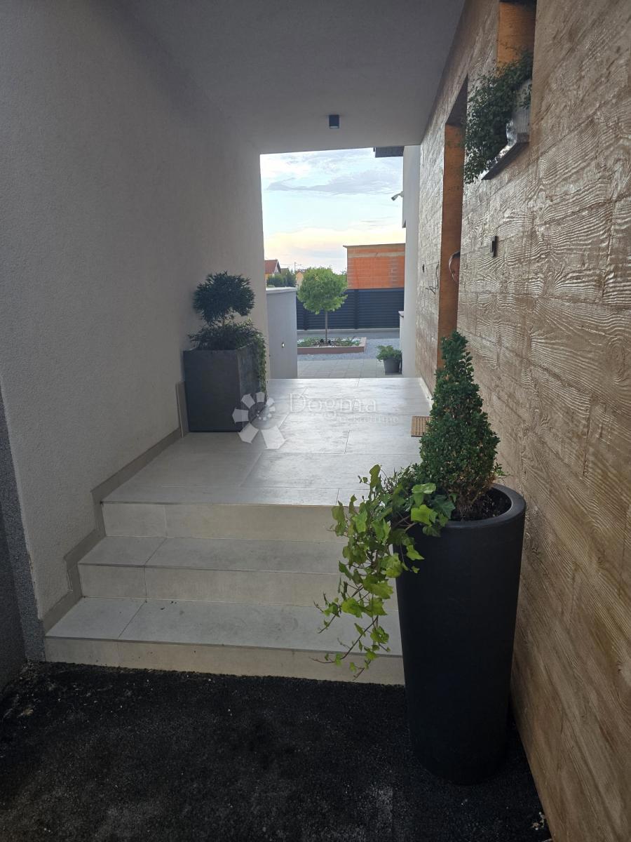 Casa Sračinec, 280m2