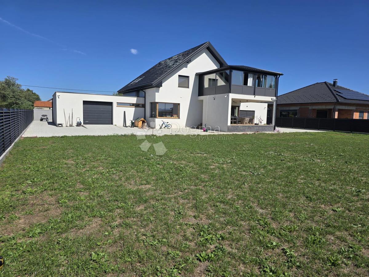 Casa Sračinec, 280m2