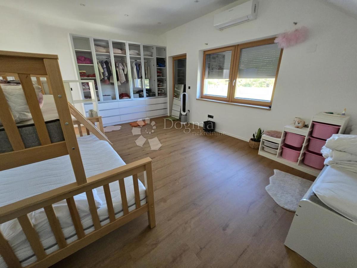 Casa Sračinec, 280m2