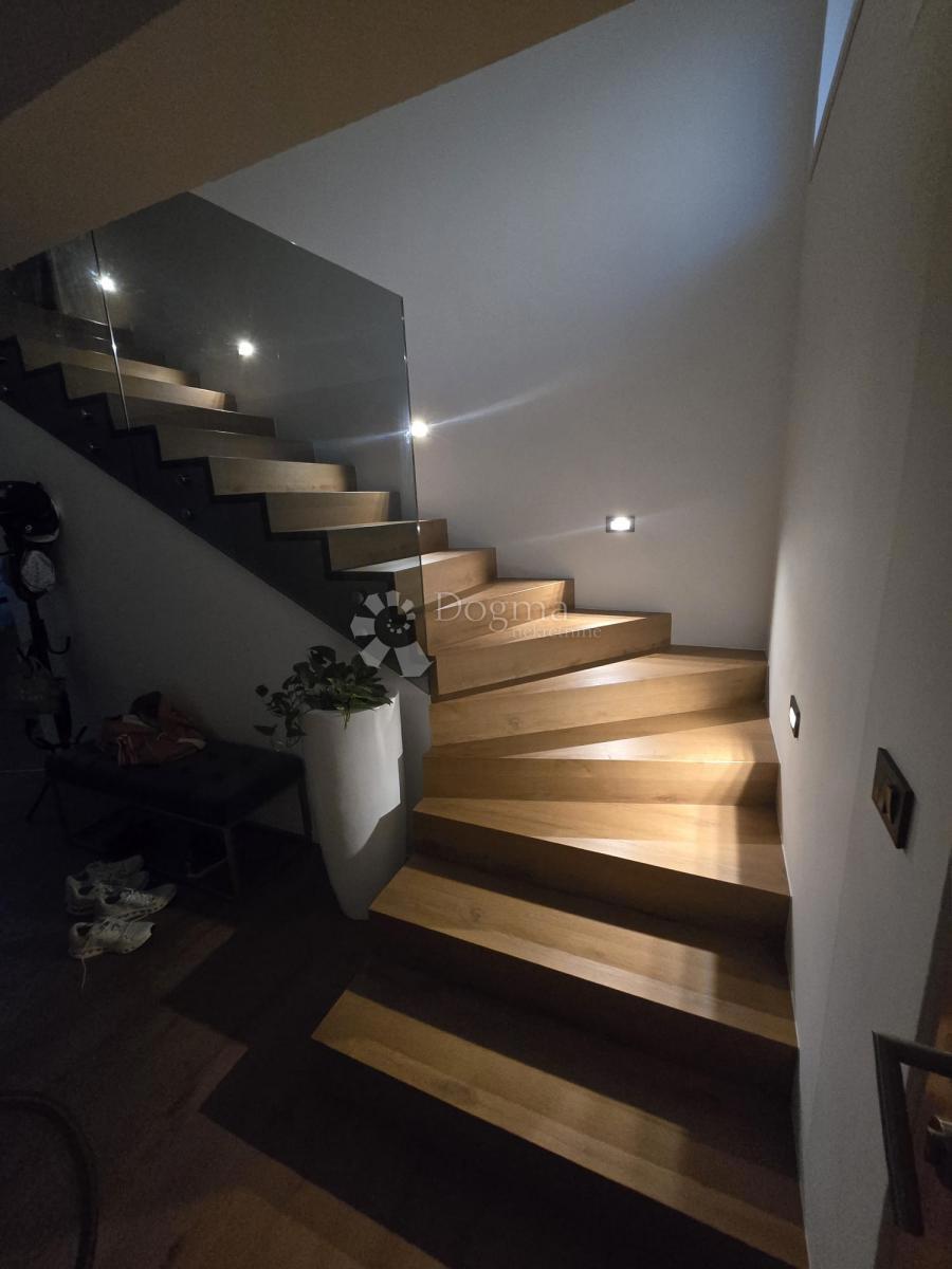 Casa Sračinec, 280m2