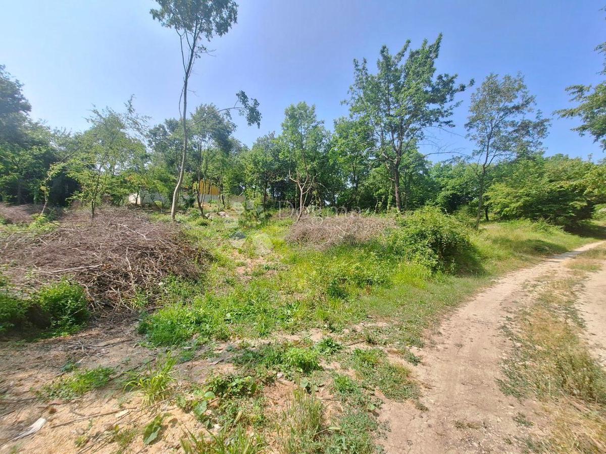 Terreno edificabile Labin, 1.208m2