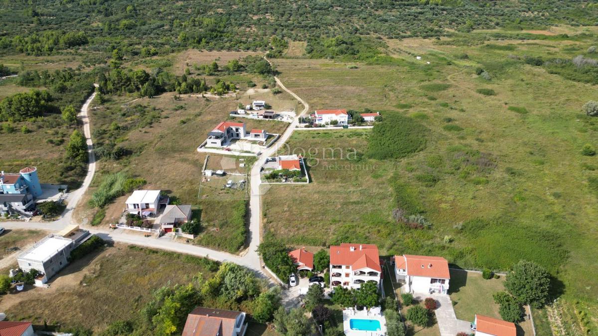 Terreno edificabile Ljubač, Ražanac, 960m2