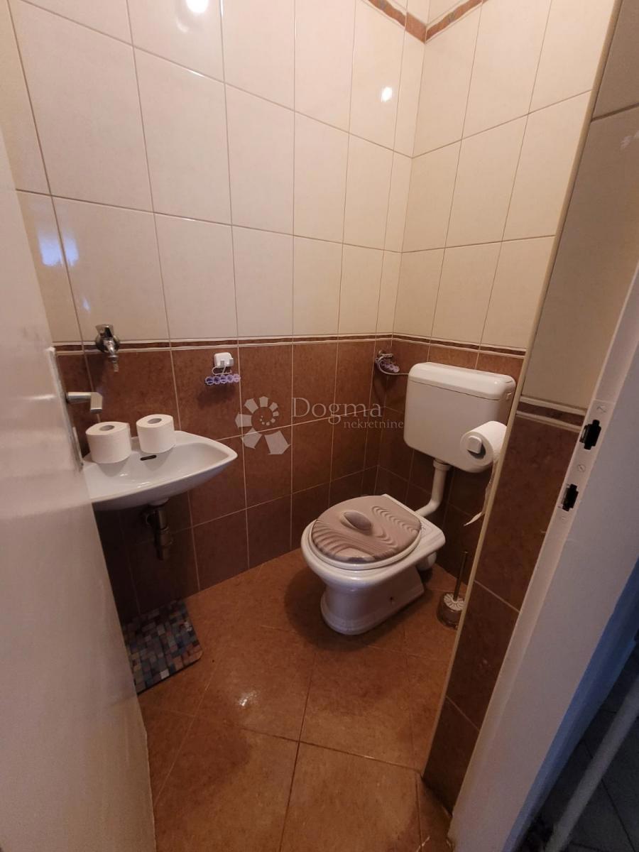 Allogio Rastočine, Rijeka, 76,08m2