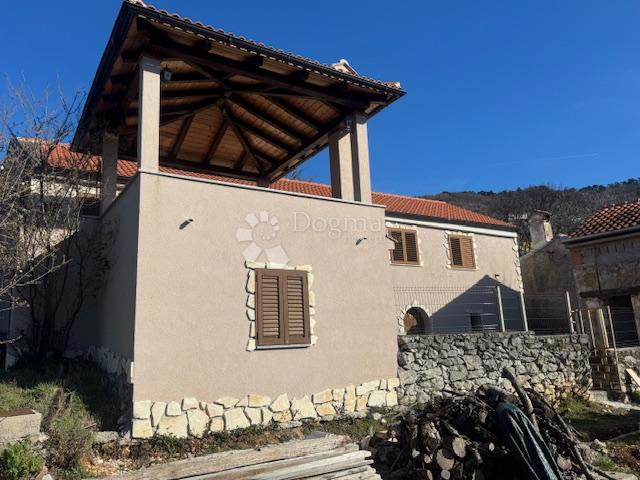 Casa Praputnjak, Bakar, 124m2