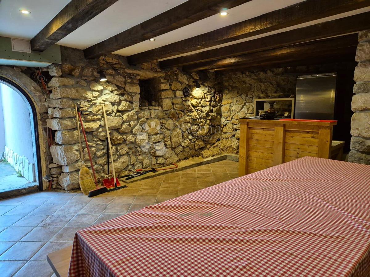 Casa Praputnjak, Bakar, 124m2