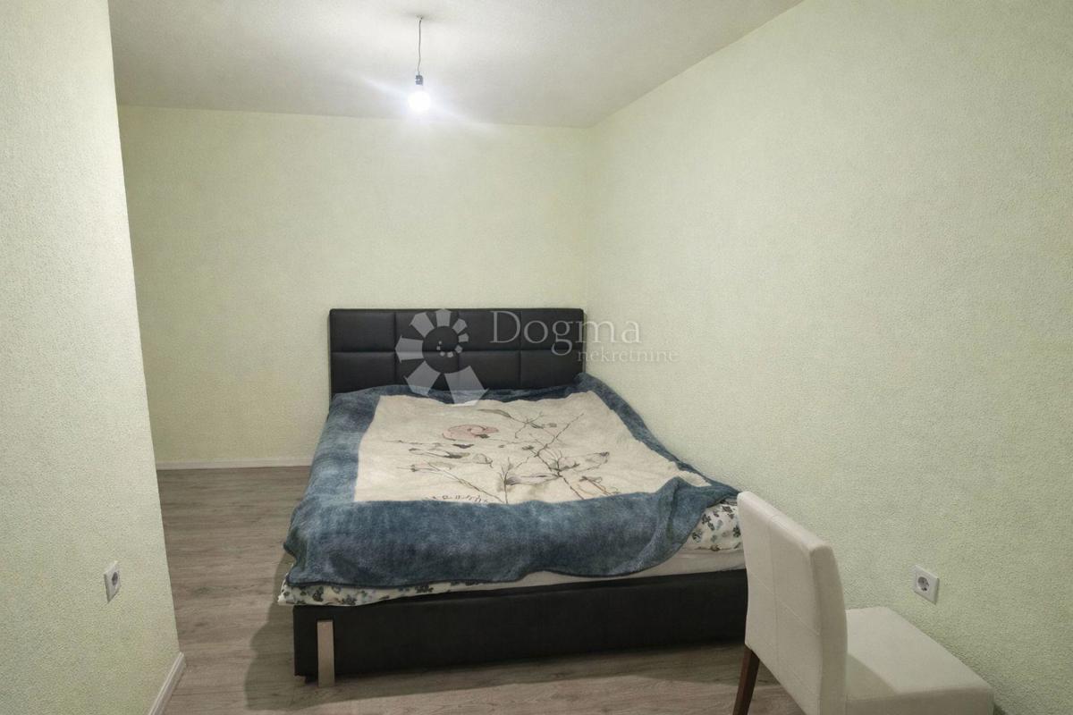 Casa Žrnovnica, Split - Okolica, 466,37m2