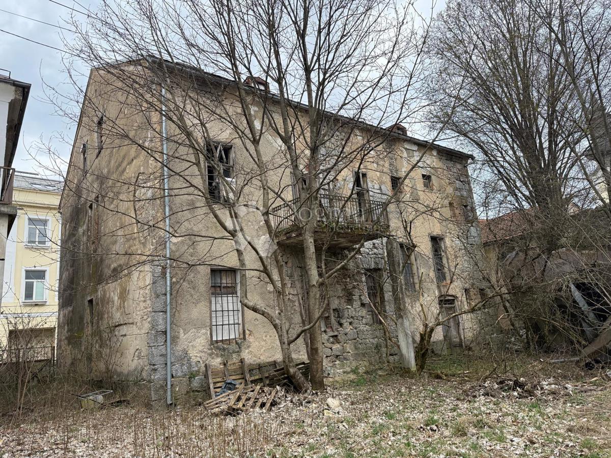 Casa Centar, Gospić, 1.500m2