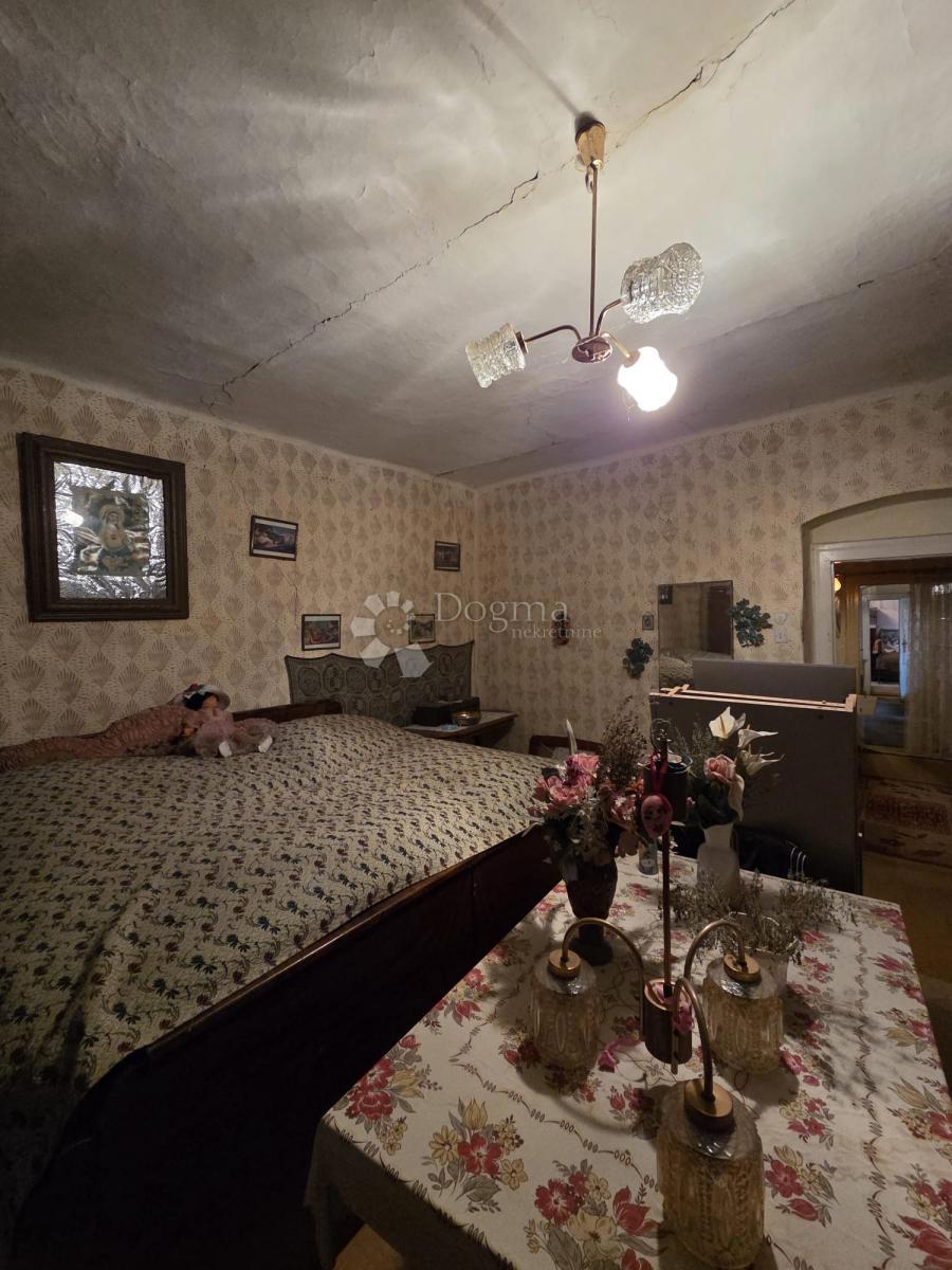 Casa Beli Manastir, 316m2