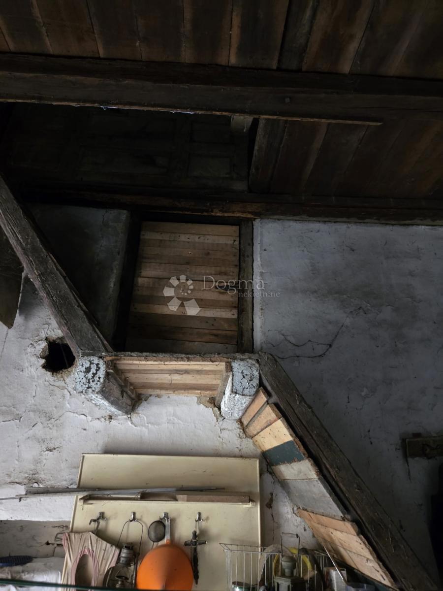 Casa Beli Manastir, 316m2