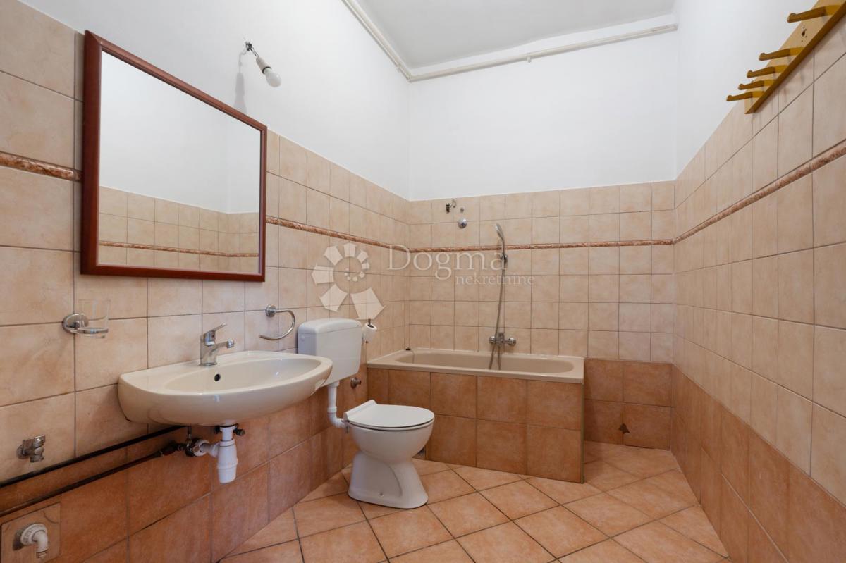 Allogio Banderovo, Rijeka, 41m2