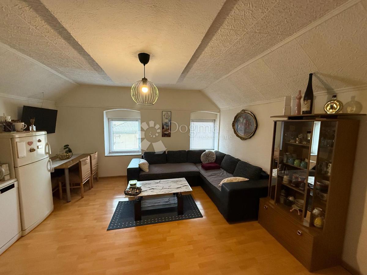 Allogio Centar, Gospić, 64m2