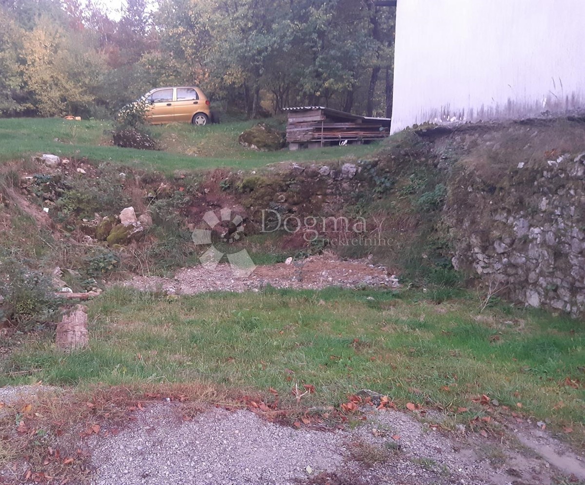 Terreno Stari Laz, Ravna Gora, 712m2