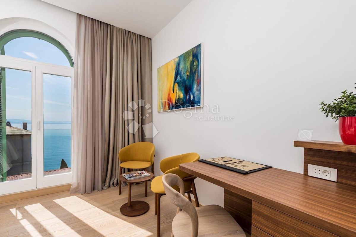 Allogio Opatija - Centar, Opatija, 79m2