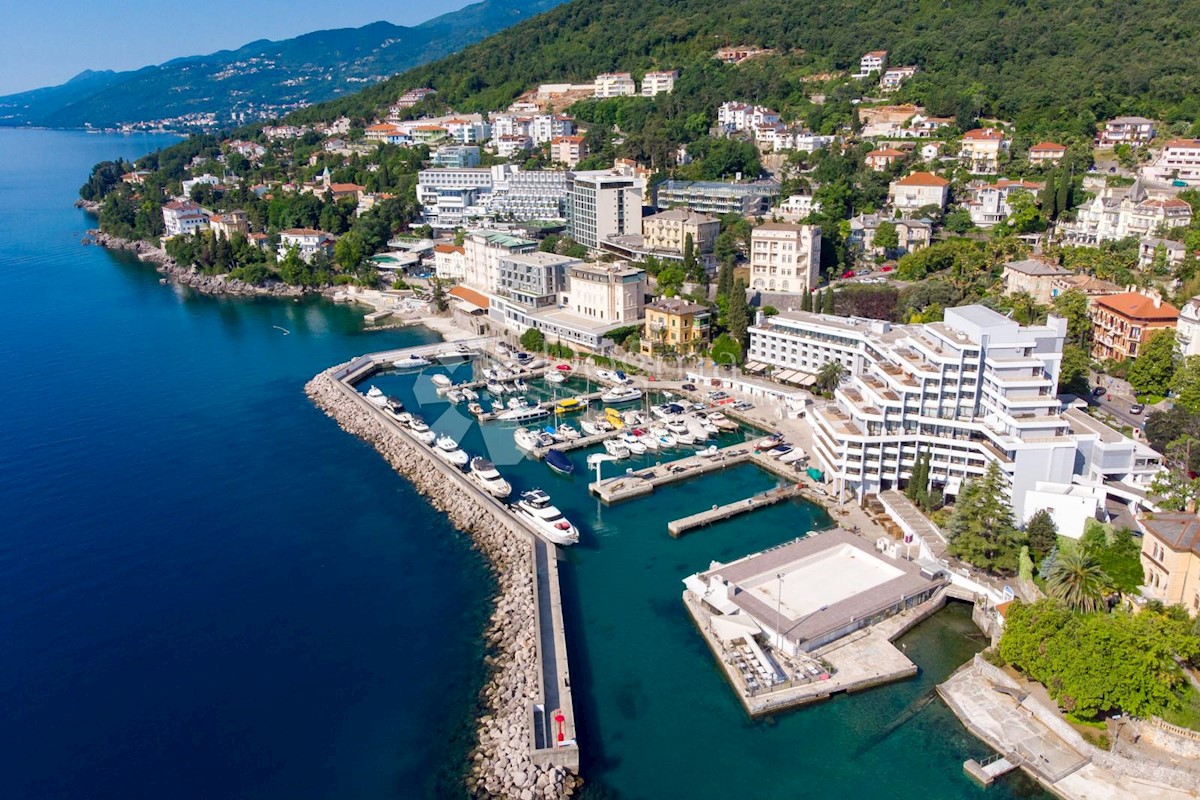 Allogio Opatija - Centar, Opatija, 79m2