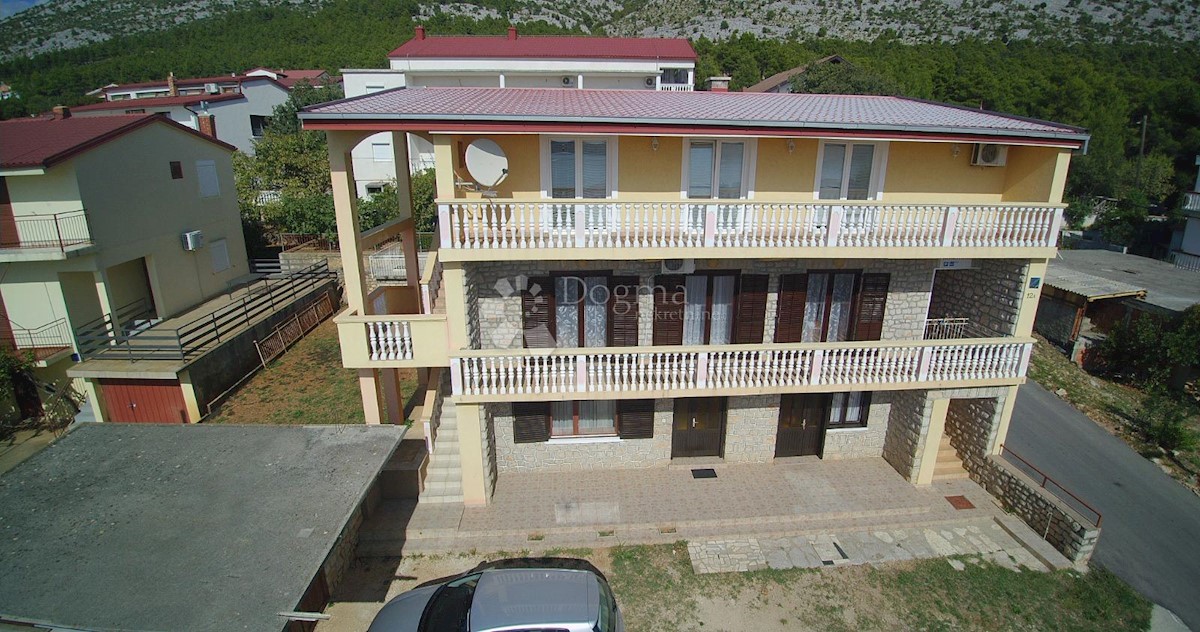 Casa Starigrad, 385m2