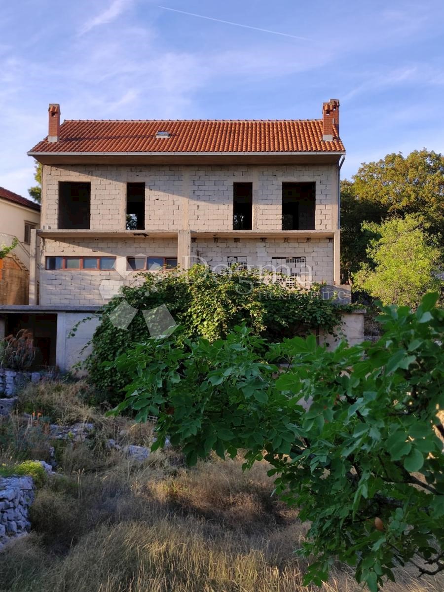 Casa Pučišća, 300m2