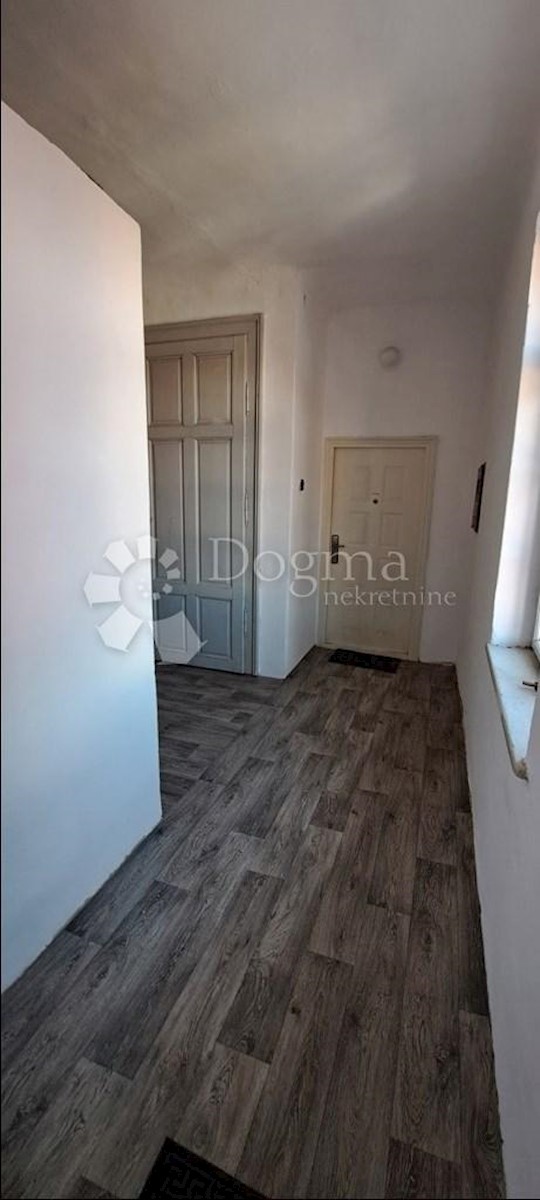 Allogio Donji grad, Osijek, 106m2