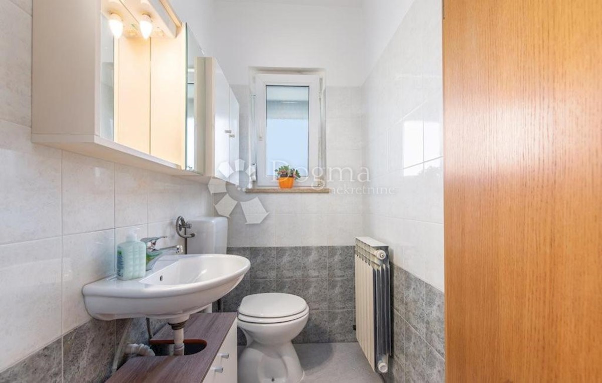 Casa indipendente con piscina e vista sulla natura!