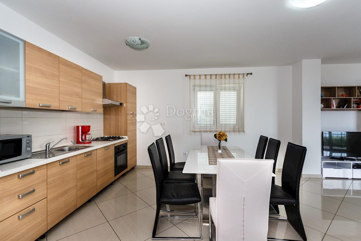 Appartamento Vrbnik, 93,87m2