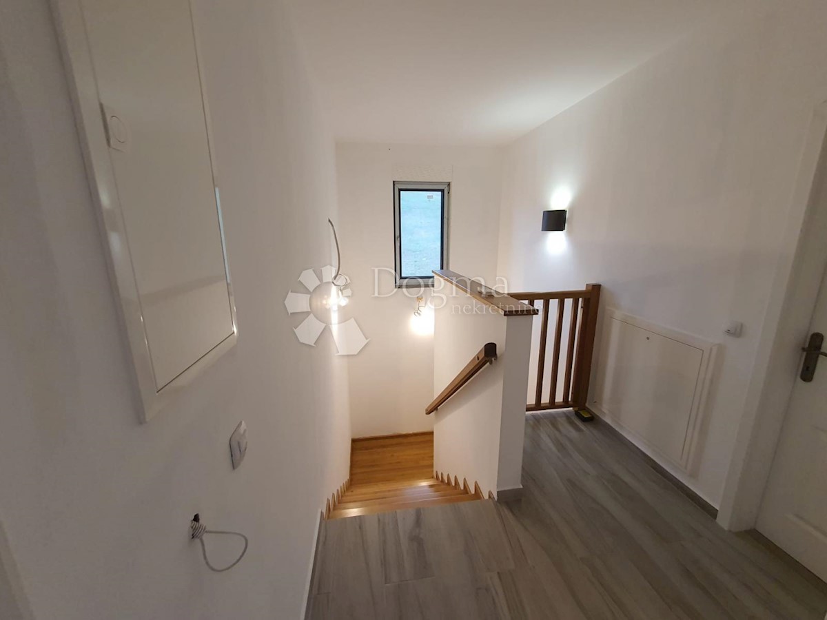 Casa Kutina, 287m2