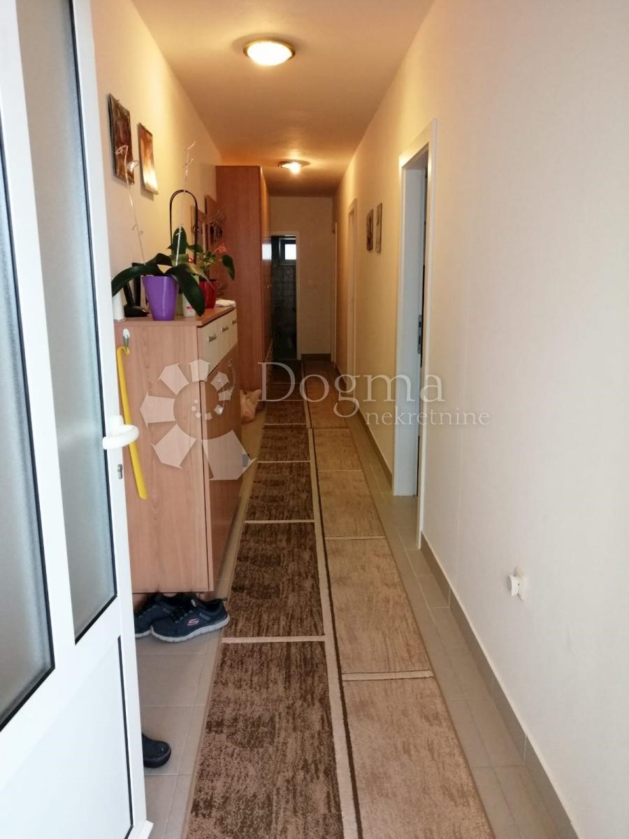 Allogio Vodice, 61m2