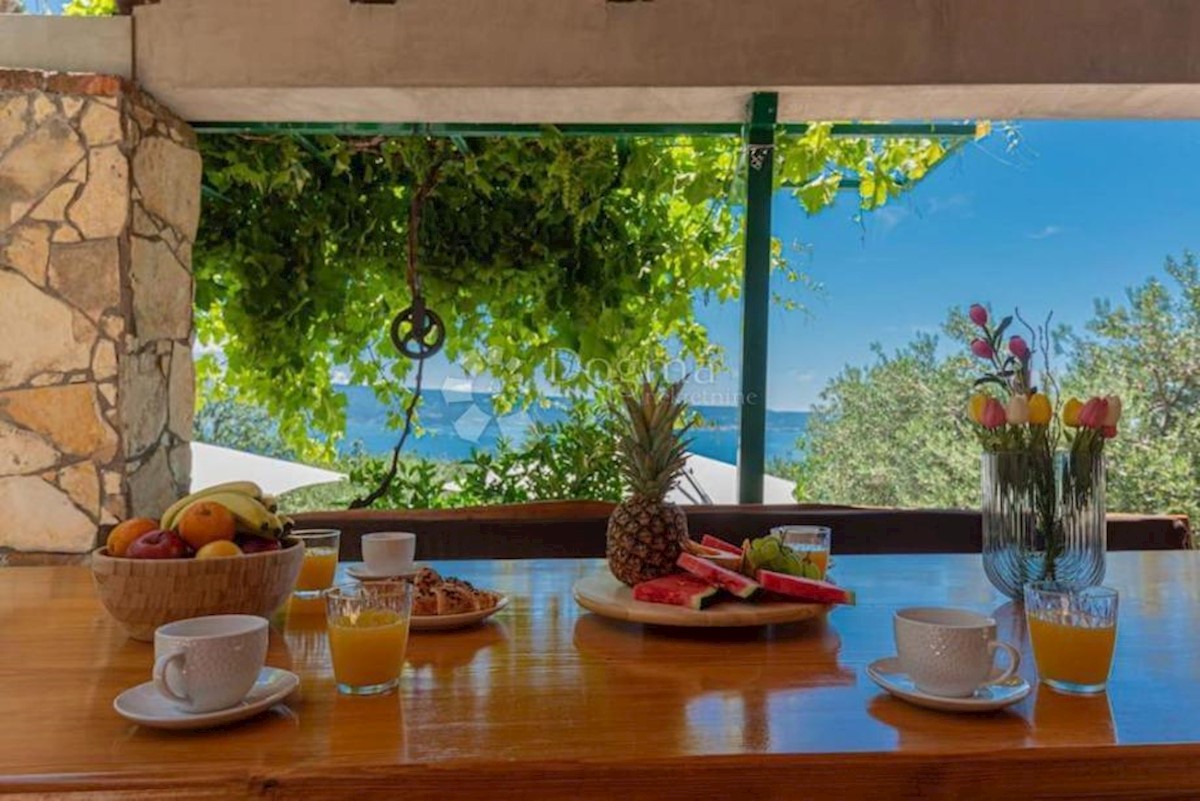 Casa Podstrana, 220m2