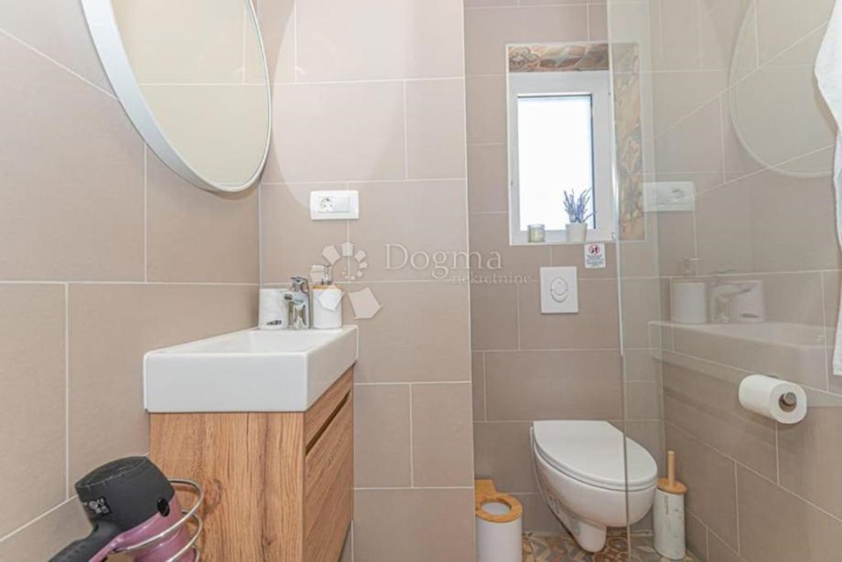 Casa Podstrana, 220m2