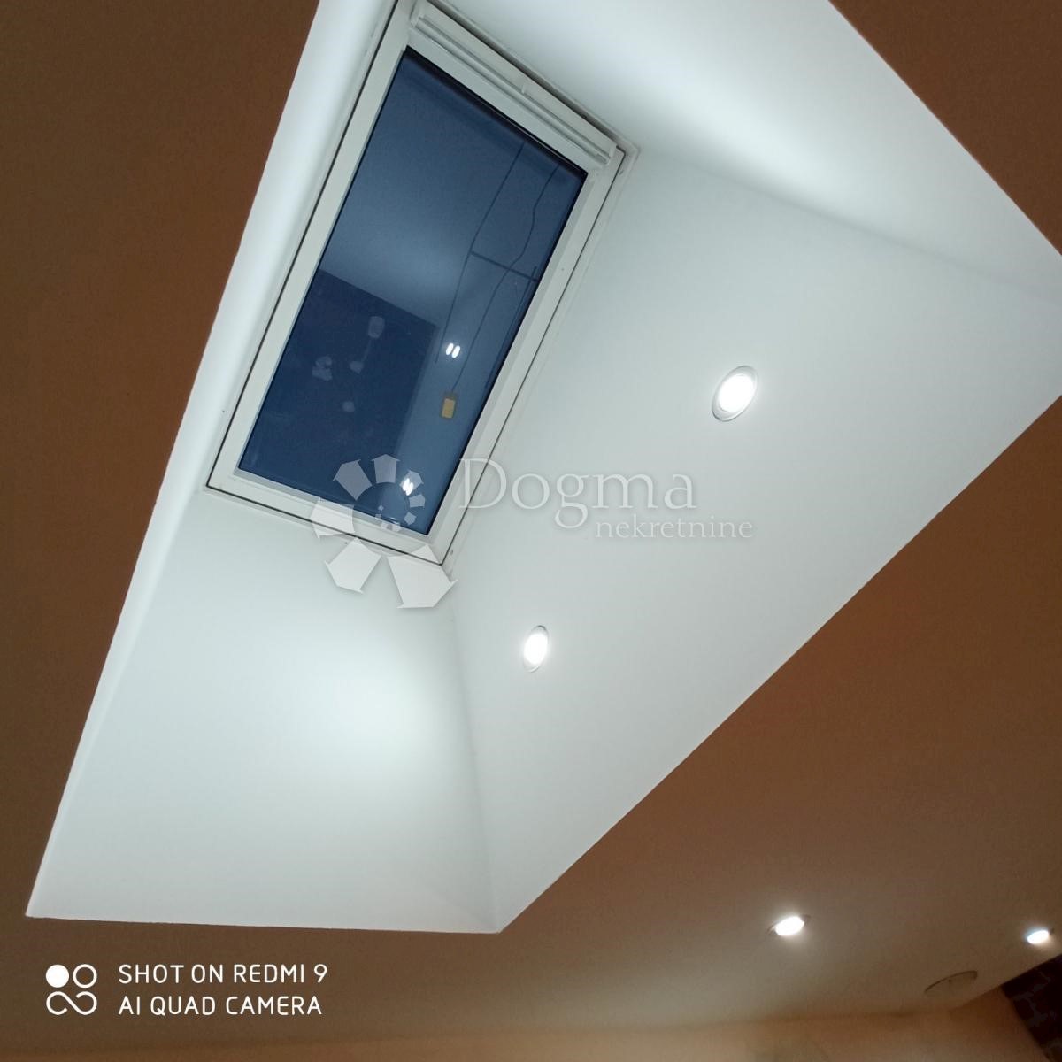 Allogio Centar, Rijeka, 99m2