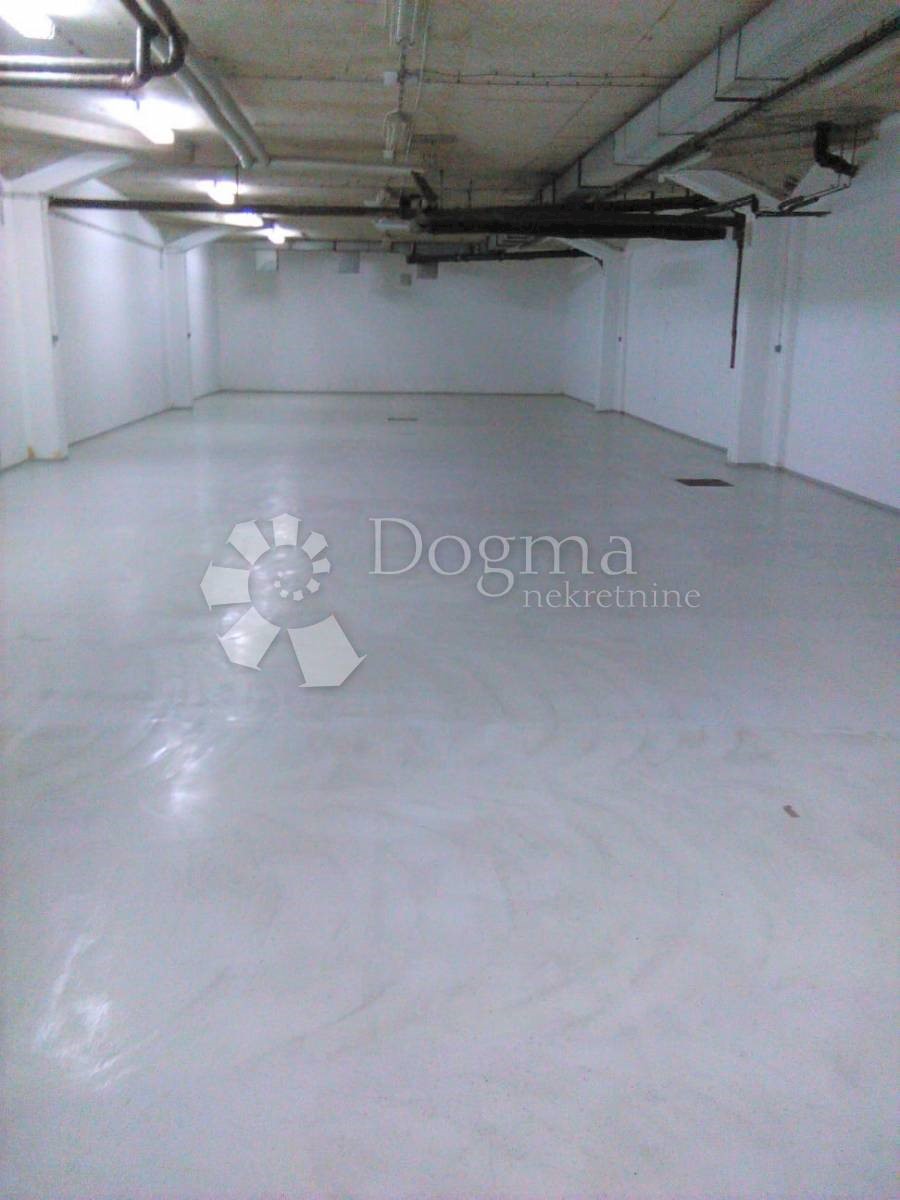 Locale commerciale Ksaver, Gornji Grad - Medveščak, 442,90m2