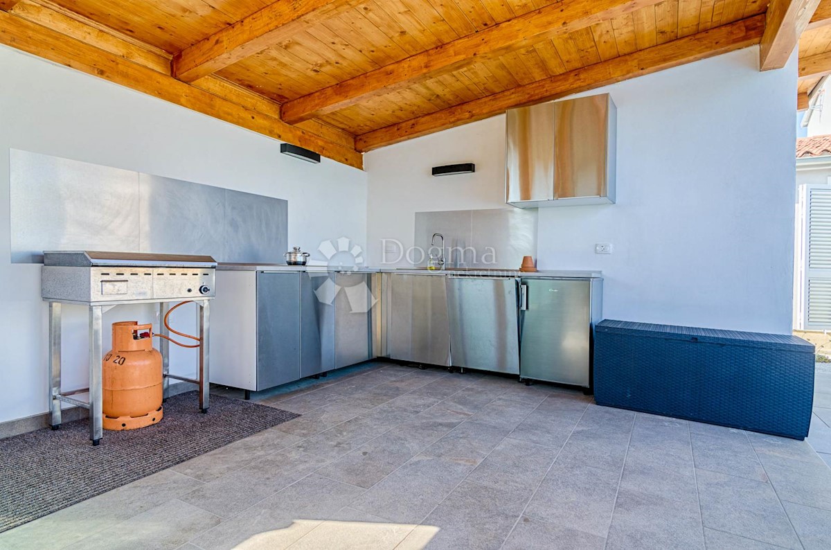 Casa Valbandon, Fažana, 226m2