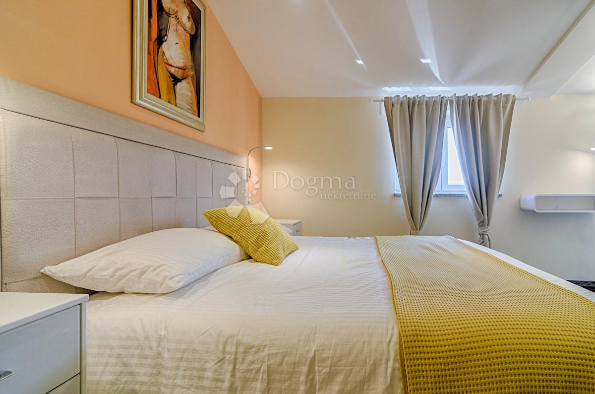 Casa Valbandon, Fažana, 226m2