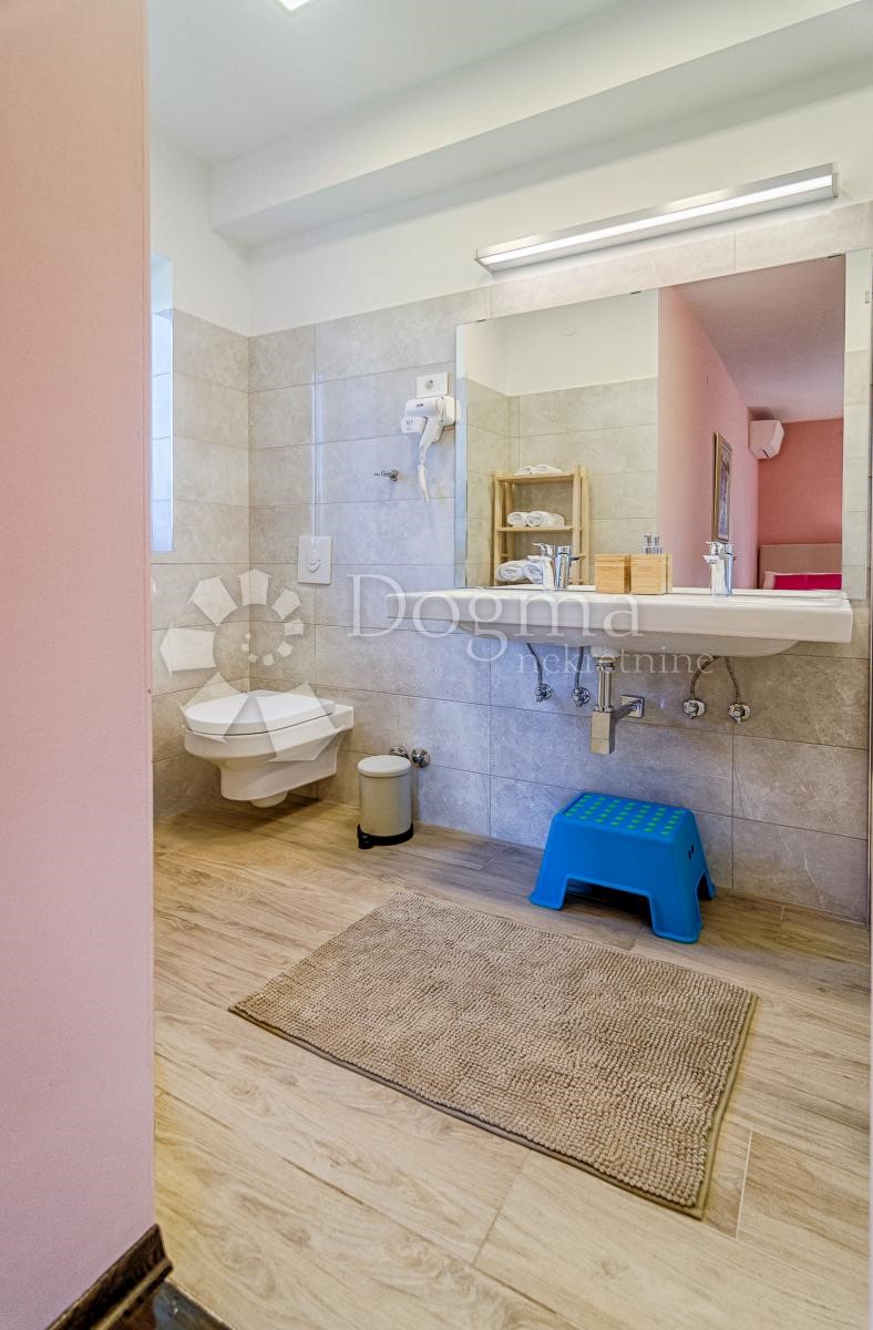 Casa Valbandon, Fažana, 226m2