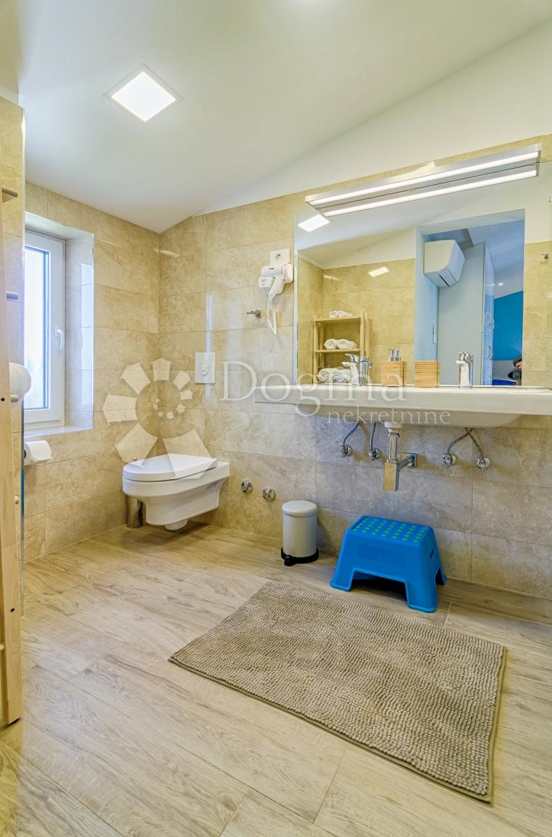 Casa Valbandon, Fažana, 226m2