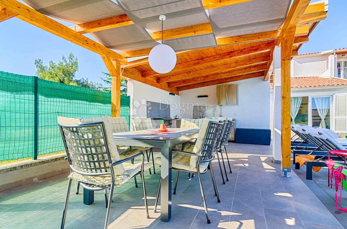 Casa Valbandon, Fažana, 226m2