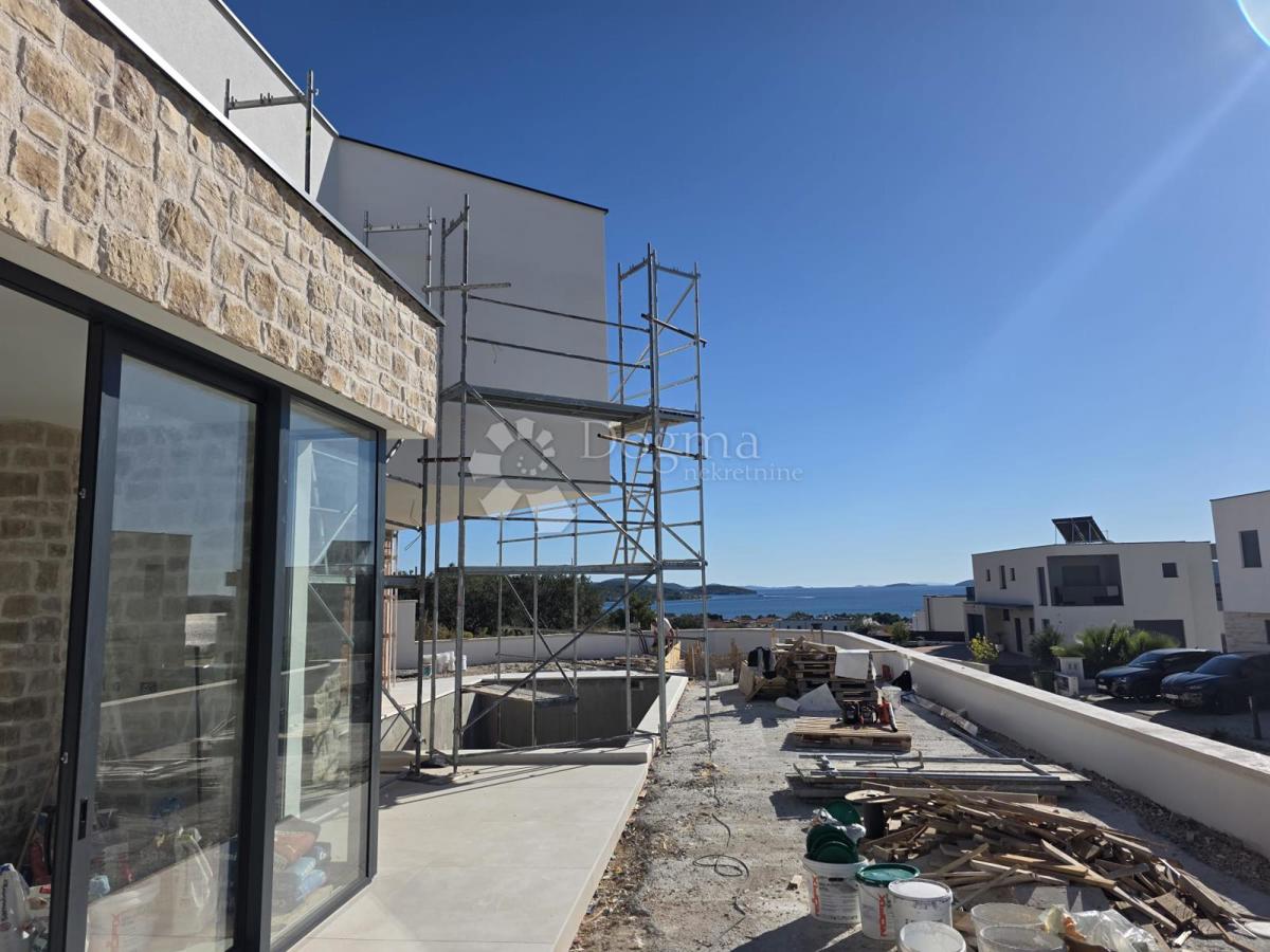 Casa Vodice, 374,95m2