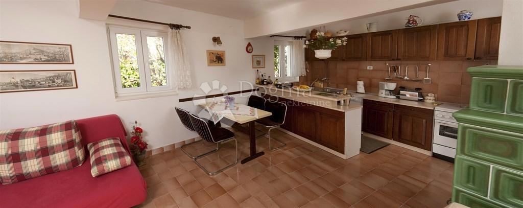 Casa Okrug Gornji, Okrug, 135m2