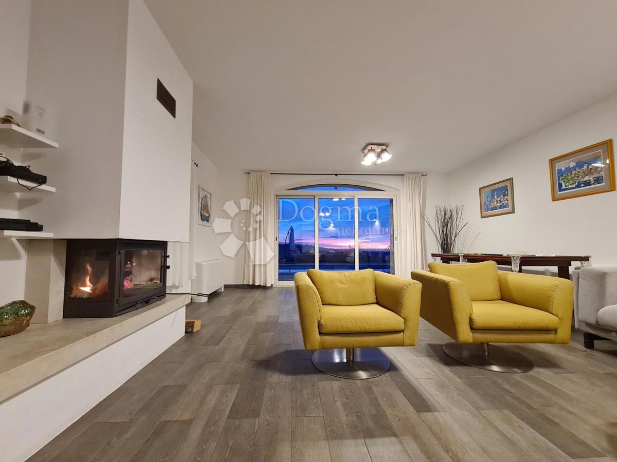 INCANTEVOLE VILLA ISTRIANA IMMERSA NELLA NATURA