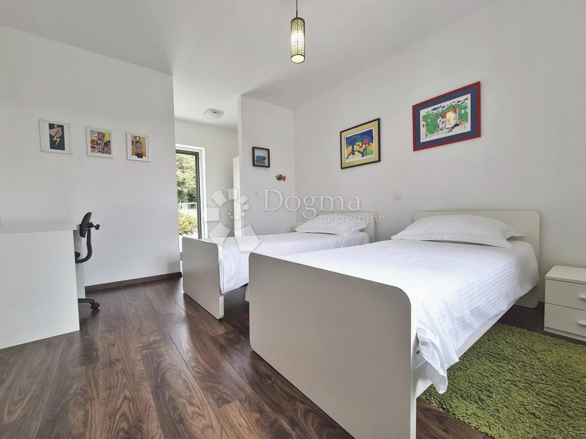 INCANTEVOLE VILLA ISTRIANA IMMERSA NELLA NATURA