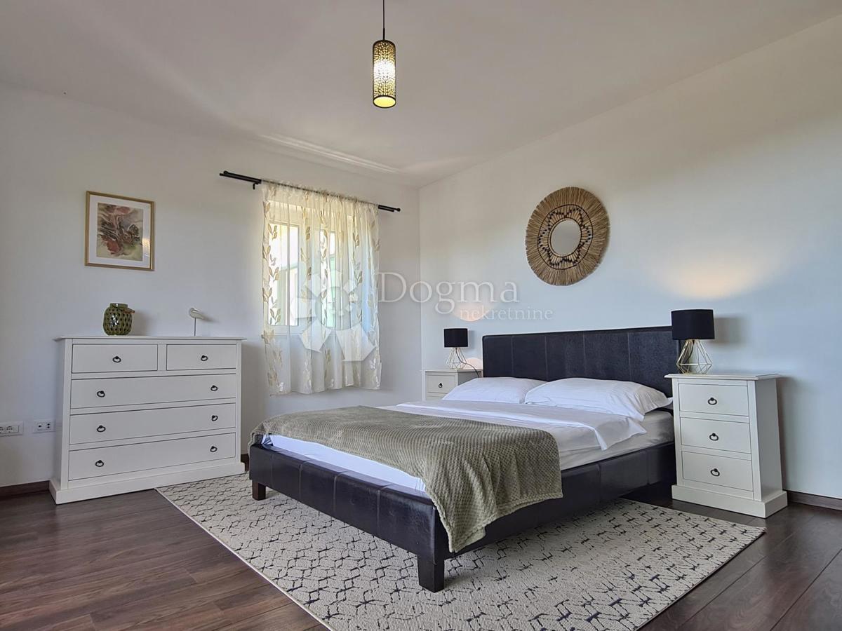 INCANTEVOLE VILLA ISTRIANA IMMERSA NELLA NATURA