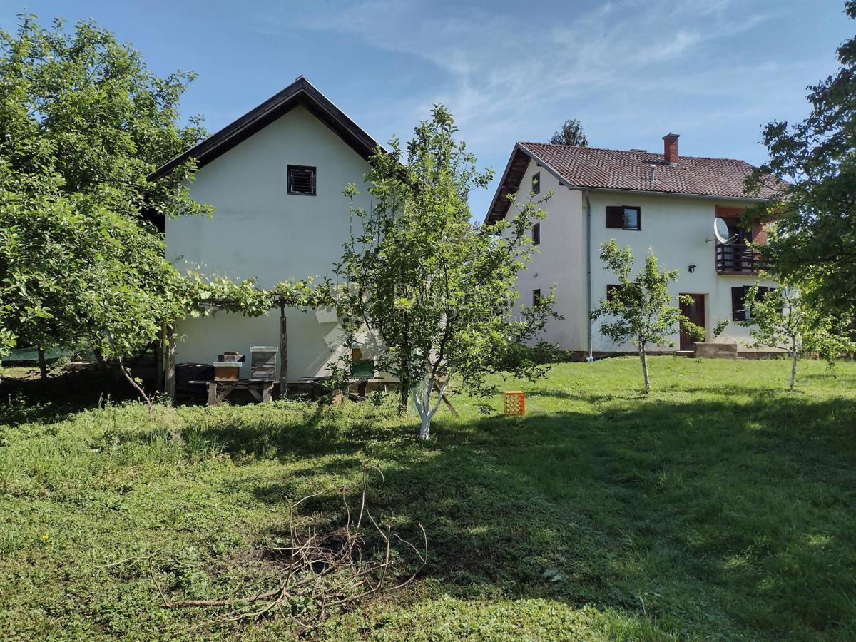 Casa Gornja Čemernica, Gvozd, 133m2