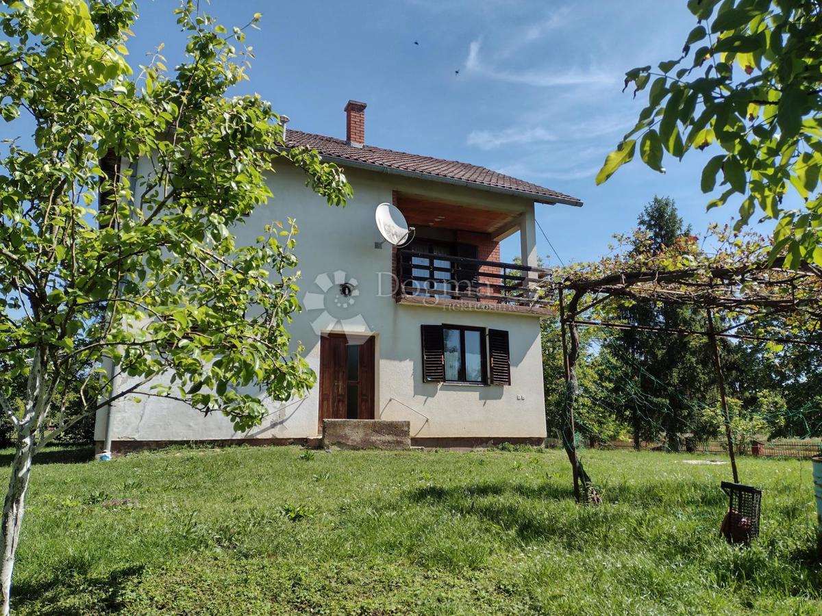 Casa Gornja Čemernica, Gvozd, 133m2