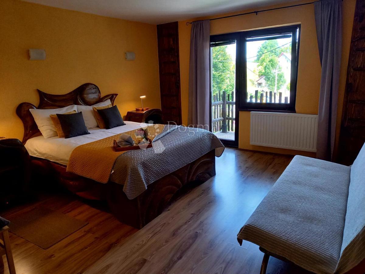 Casa Benkovac Fužinski, Fužine, 230m2