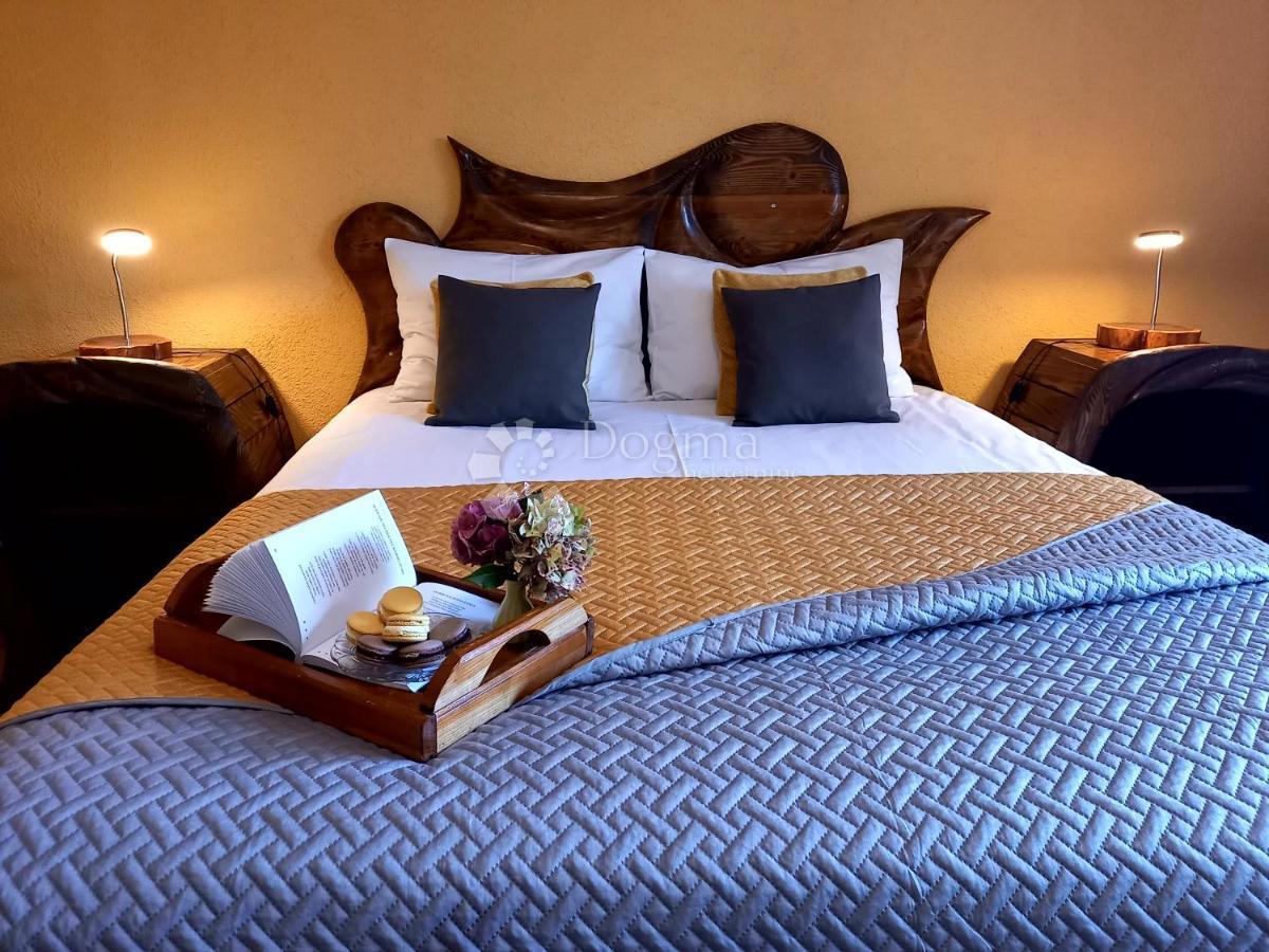 Casa Benkovac Fužinski, Fužine, 230m2