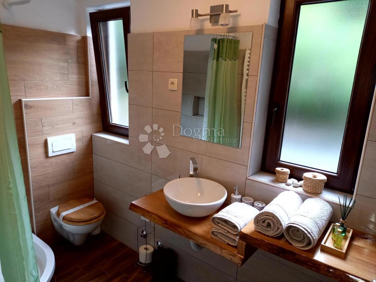 Casa Benkovac Fužinski, Fužine, 230m2