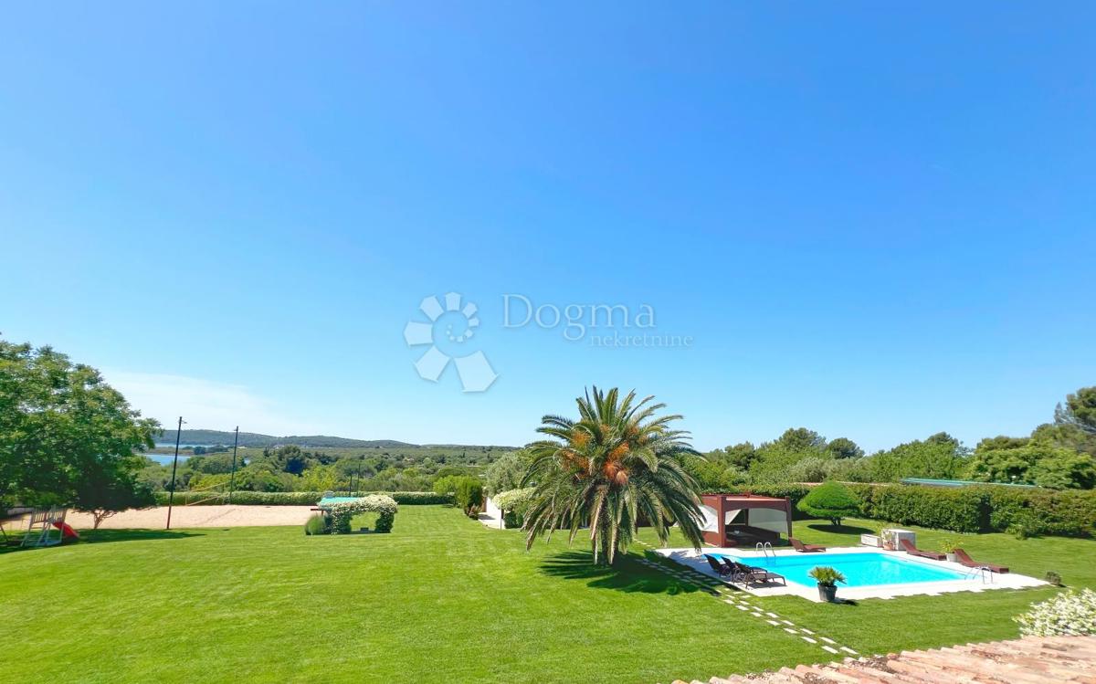 Casa Medulin, 350m2