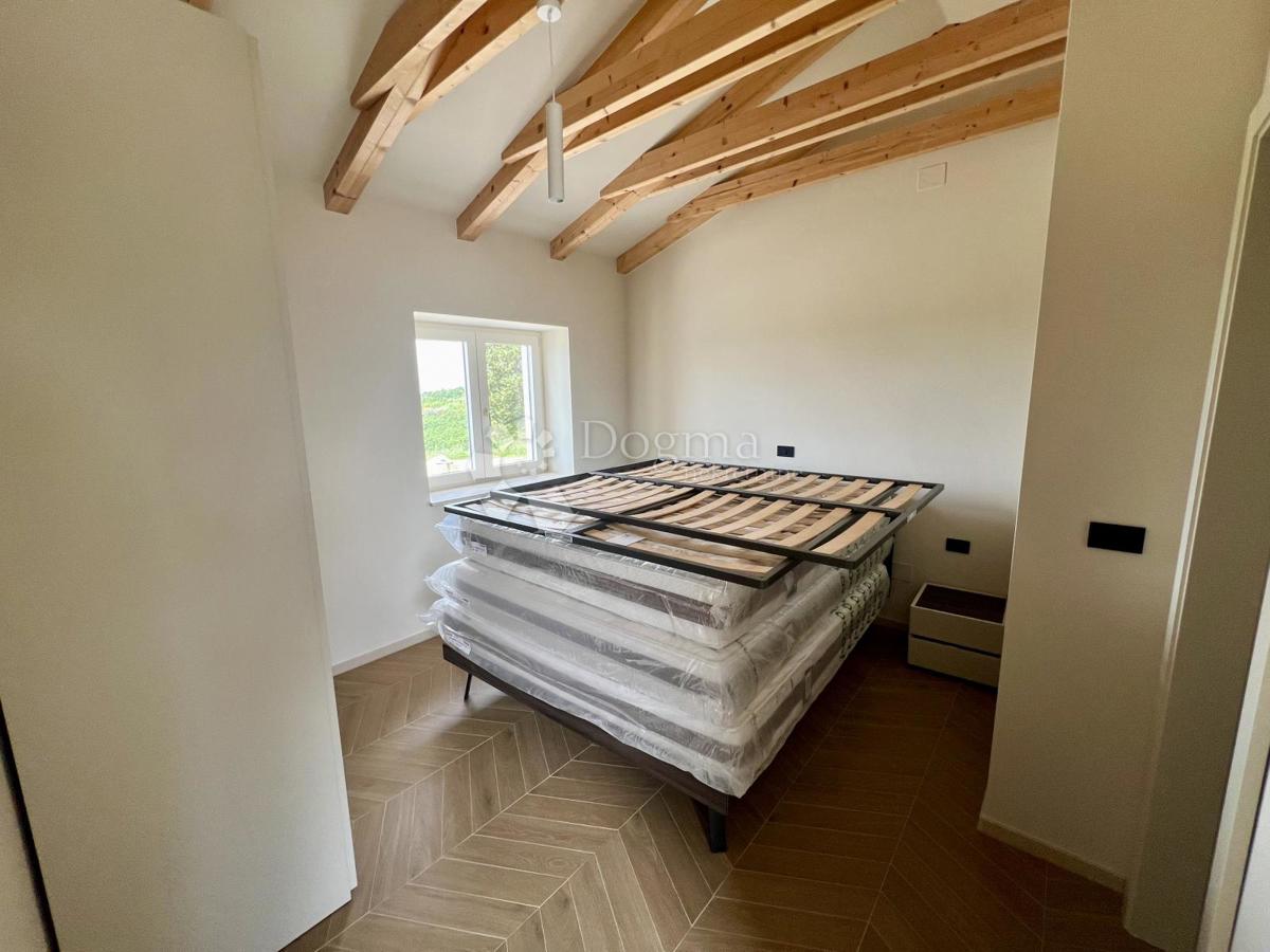 Casa Momjan, Buje, 200m2