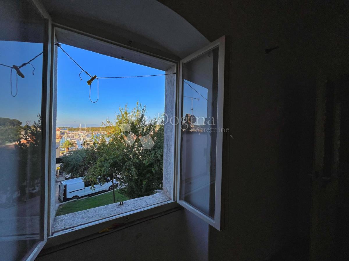 RIDOTTO, CASA 2A FILA MARE NEL CENTRO DELLA CITTÀ