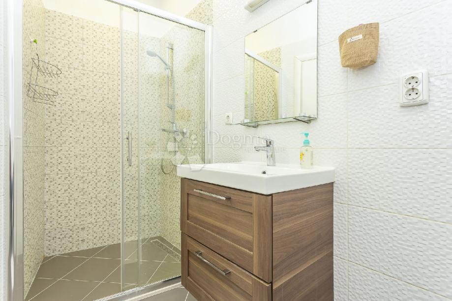 Allogio Grad, Šibenik, 66,80m2