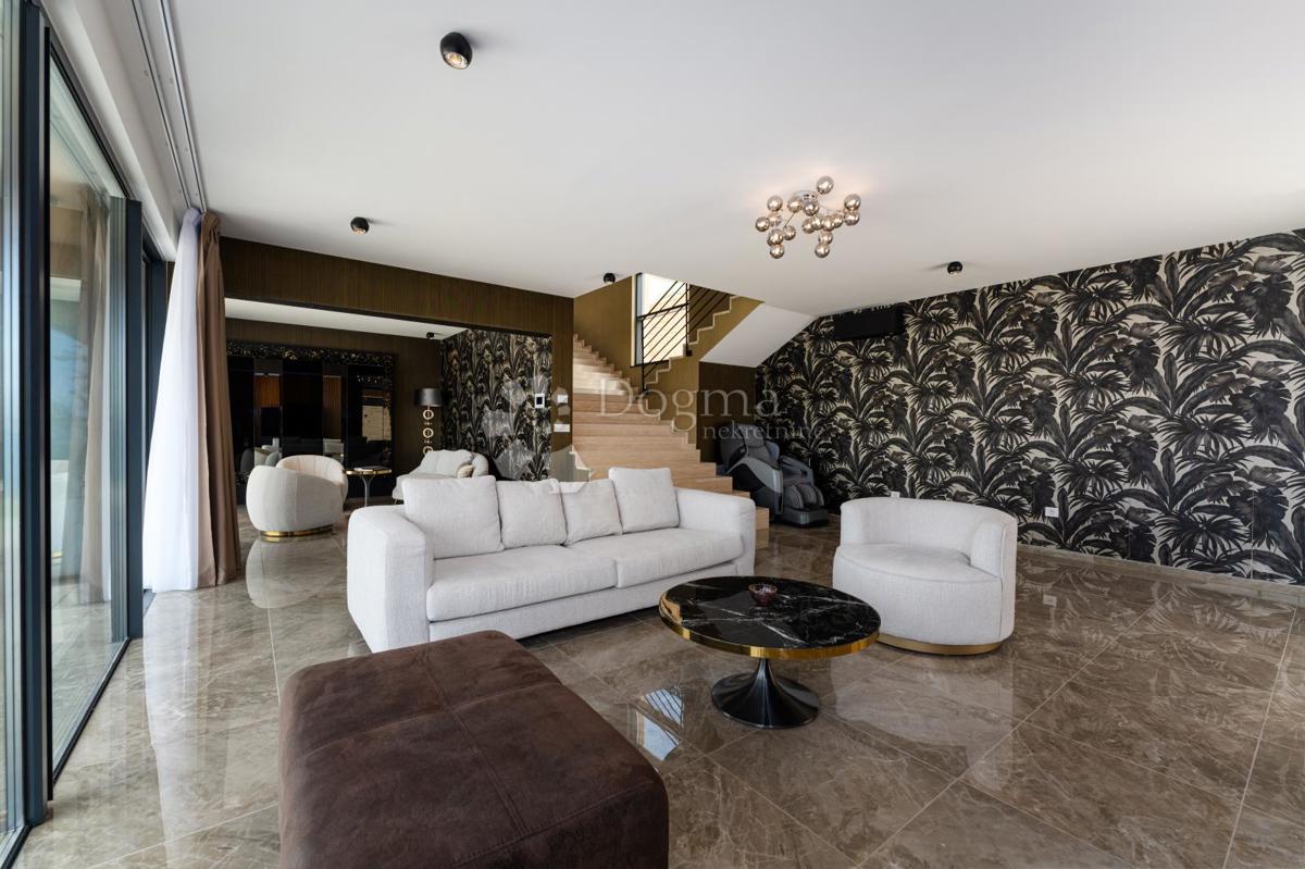 Casa Rtina, Ražanac, 357m2